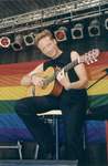 Chrisi und der kampf mit der Gitarre